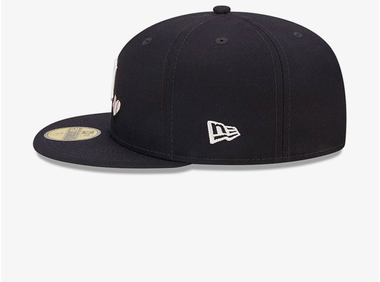 Detroit Tigers MLB Team Heart Navy 59FIFTY Fitted Cap