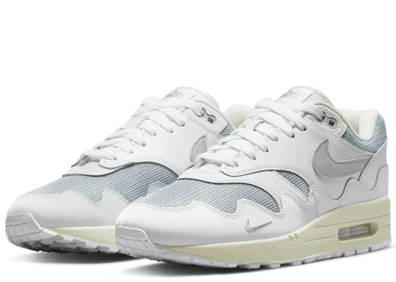 AIR MAX PATTA WHITE