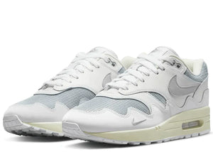 AIR MAX PATTA WHITE